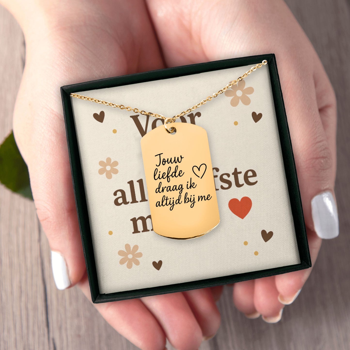 Gravureketting "Jouw liefde draag ik bij me" – Voor de liefste mama