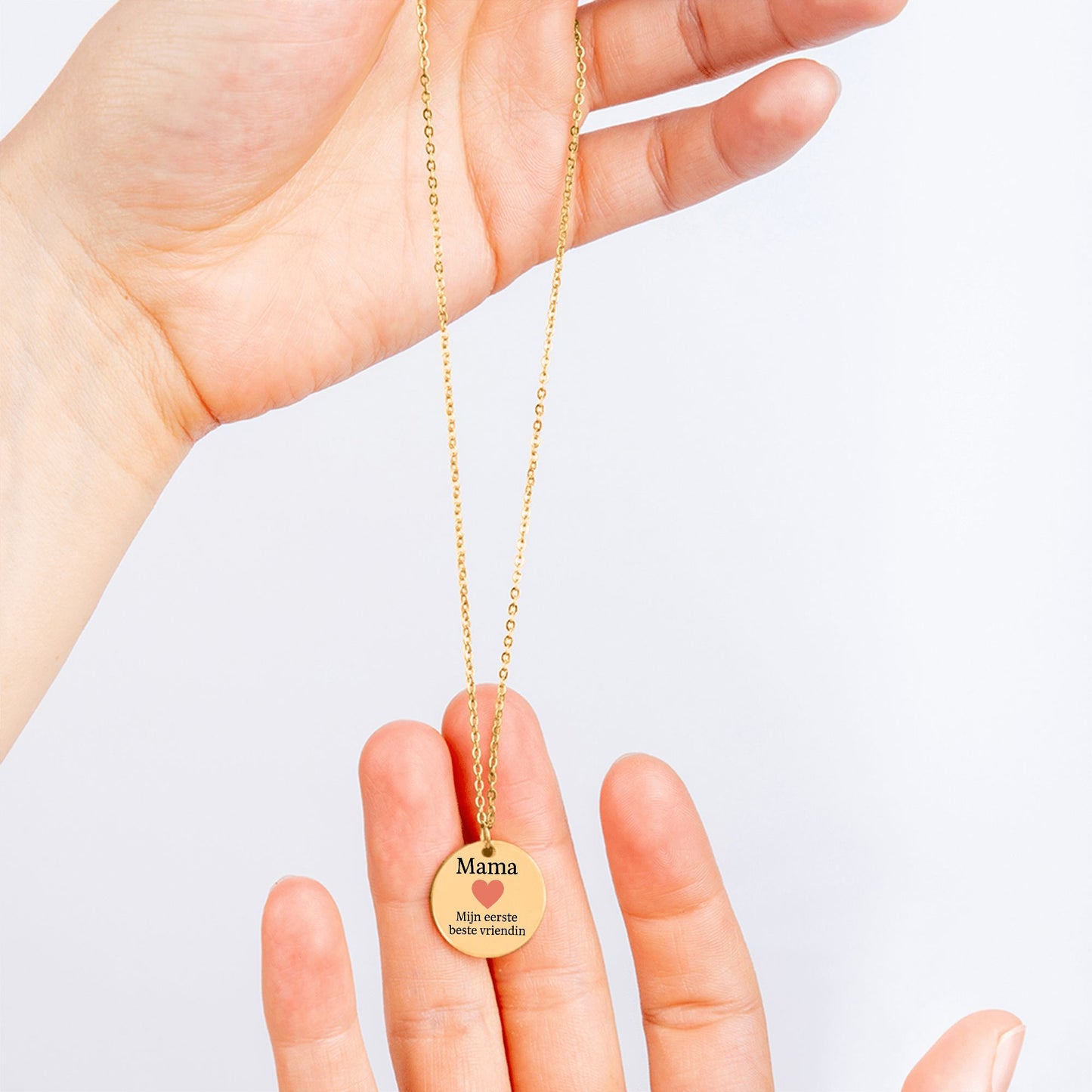 Mama, mijn eerste beste vriendin – Ronde Gegraveerde Ketting