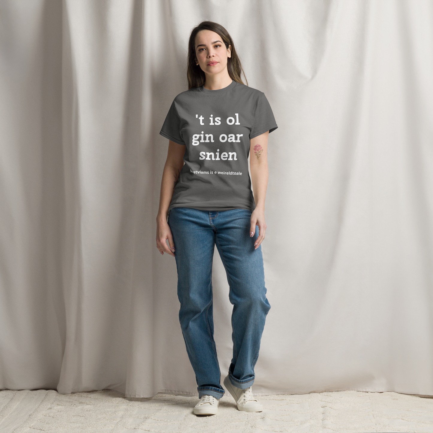 Stijlvol West-Vlaams T-shirt - 't is ol gin oar snien